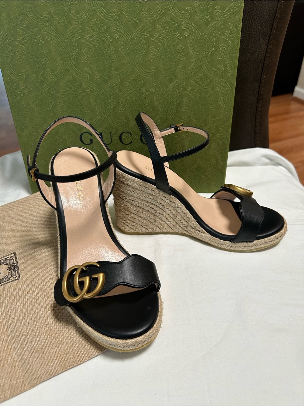 NWT Gucci Aitana Black Leather Espadrille Wedge Sandals w Gold GG Size 4.5/ 34.5 - Picture 4 of 12